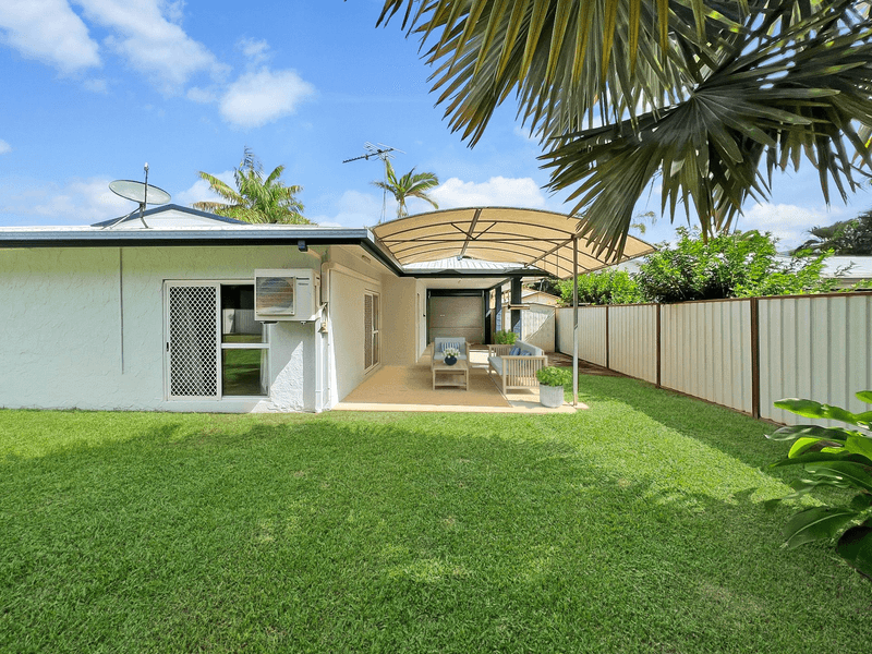 8 Newport Close, Kewarra Beach, QLD 4879