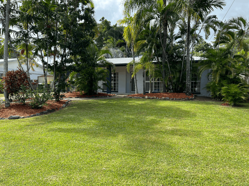 8 Newport Close, Kewarra Beach, QLD 4879