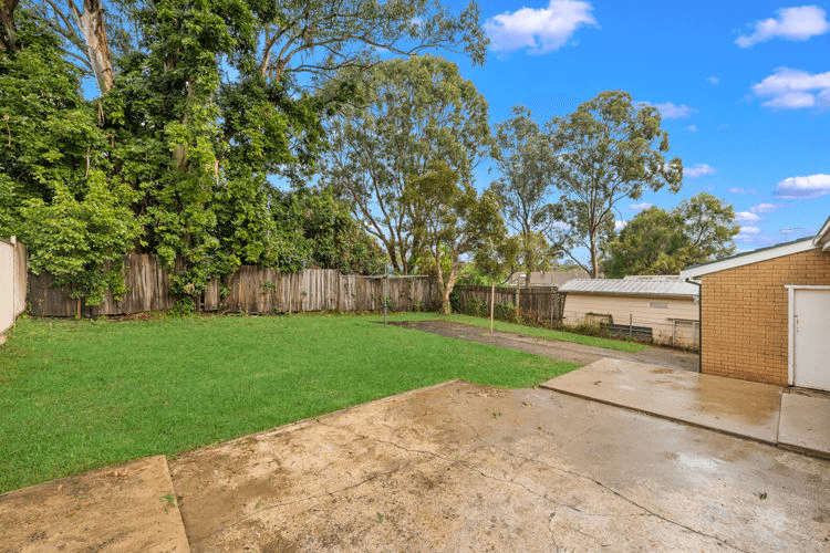 7 Blackbutt Avenue, BRADBURY, NSW 2560