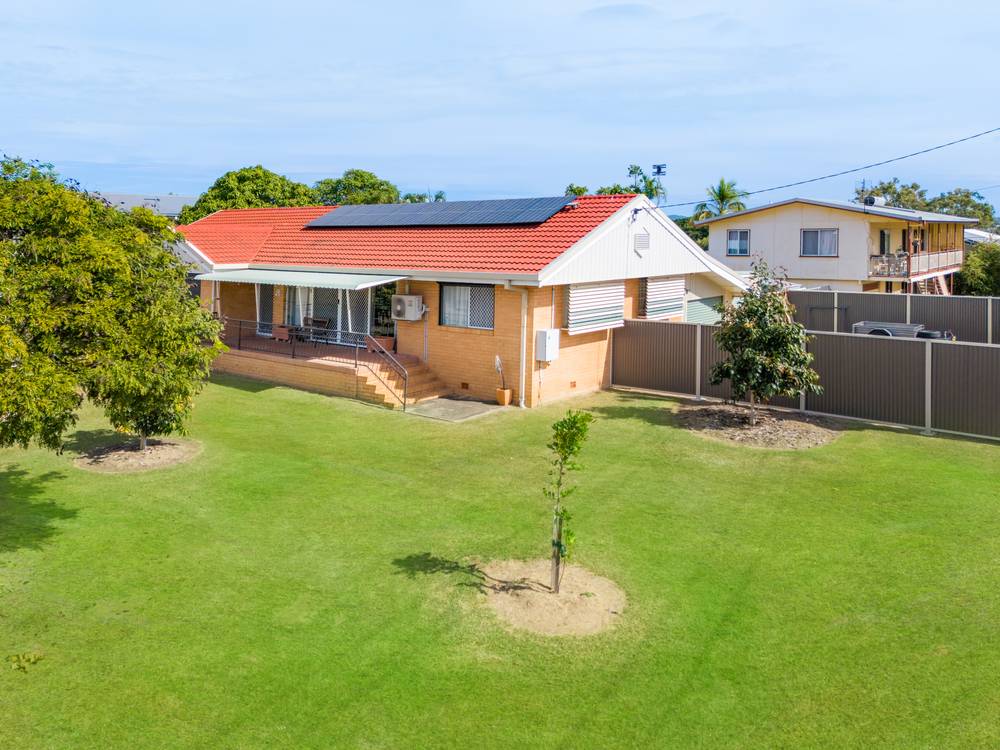 15 Larsen Street, WEST GLADSTONE, QLD 4680