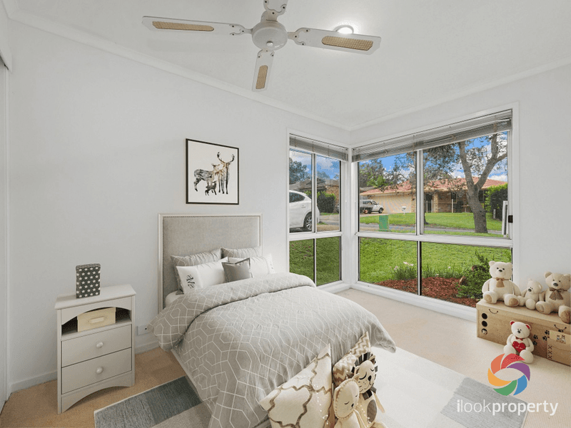 5 Teasel Crescent, Forest Lake, QLD 4078