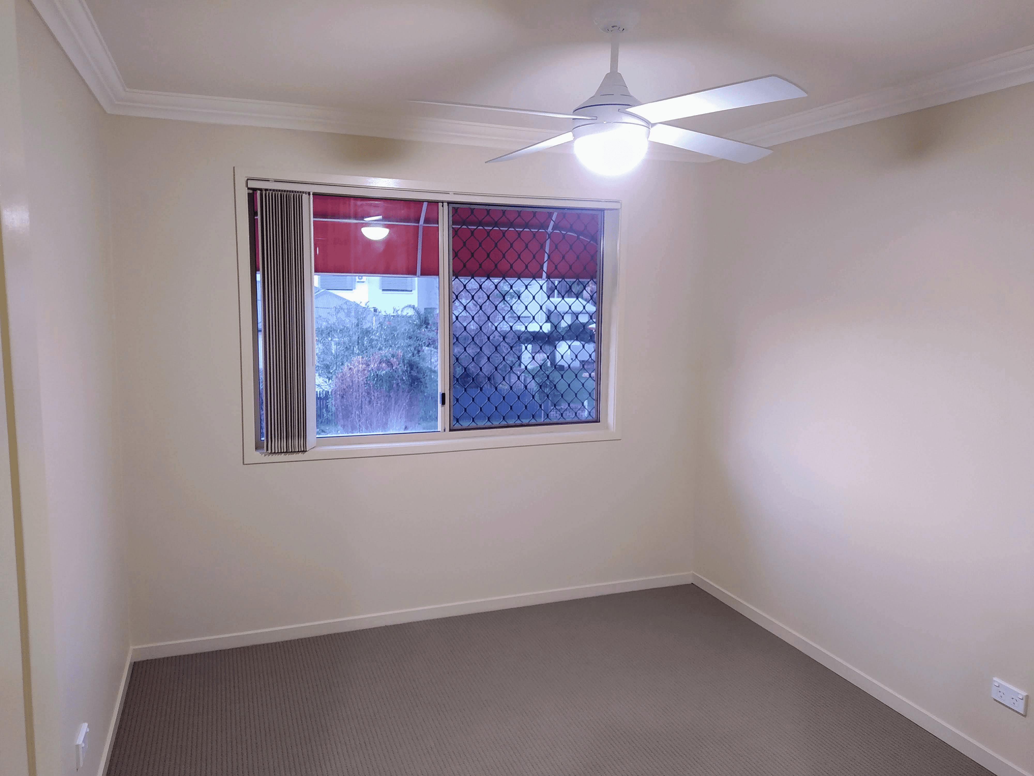 1/14 Phillip Street, LABRADOR, QLD 4215