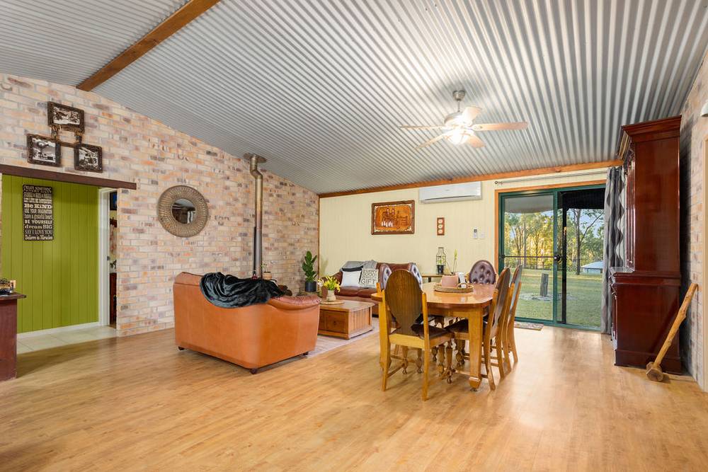 2 Firetail Avenue, REGENCY DOWNS, QLD 4341