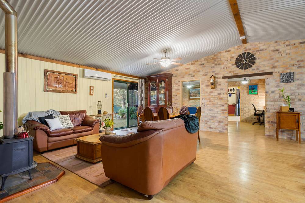 2 Firetail Avenue, REGENCY DOWNS, QLD 4341