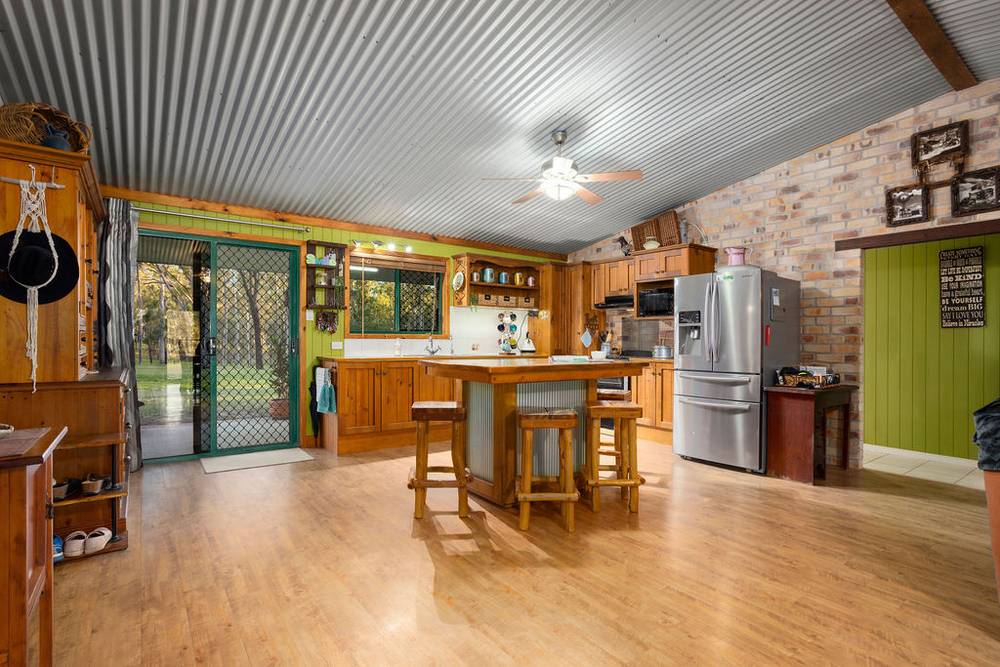 2 Firetail Avenue, REGENCY DOWNS, QLD 4341