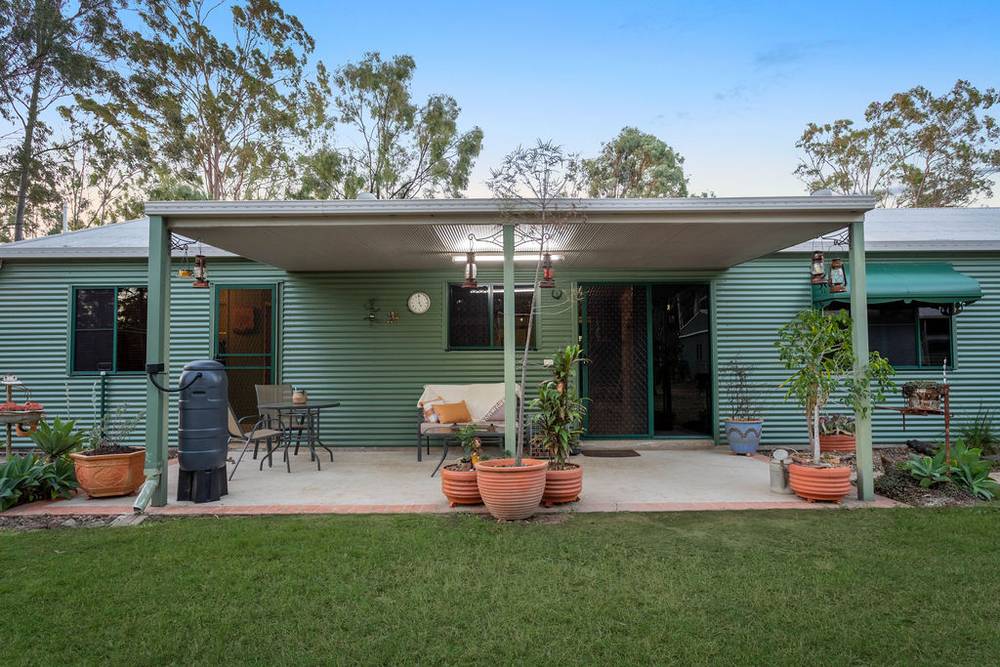 2 Firetail Avenue, REGENCY DOWNS, QLD 4341