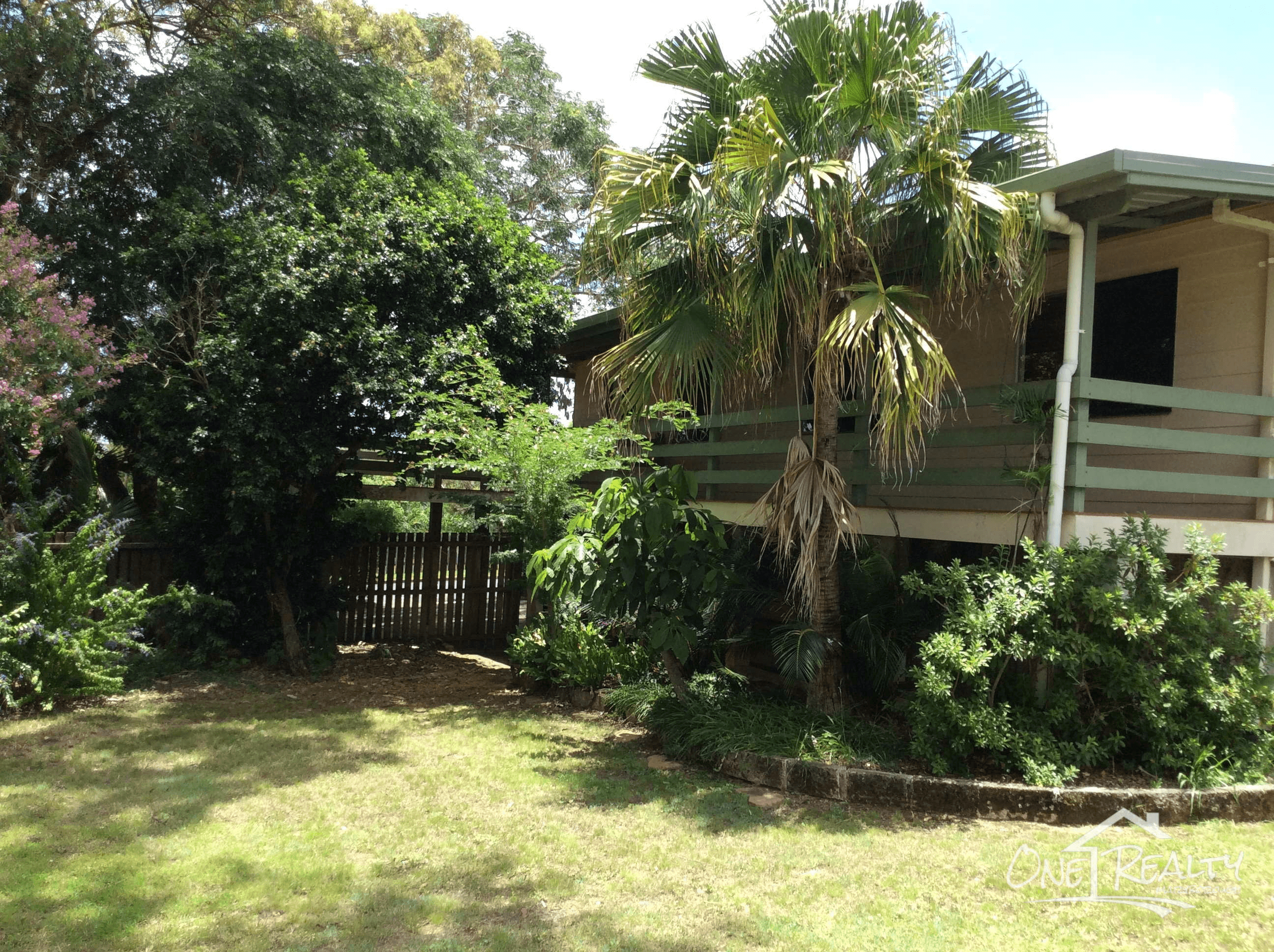 23 Hoffmann Street, Granville, QLD 4650