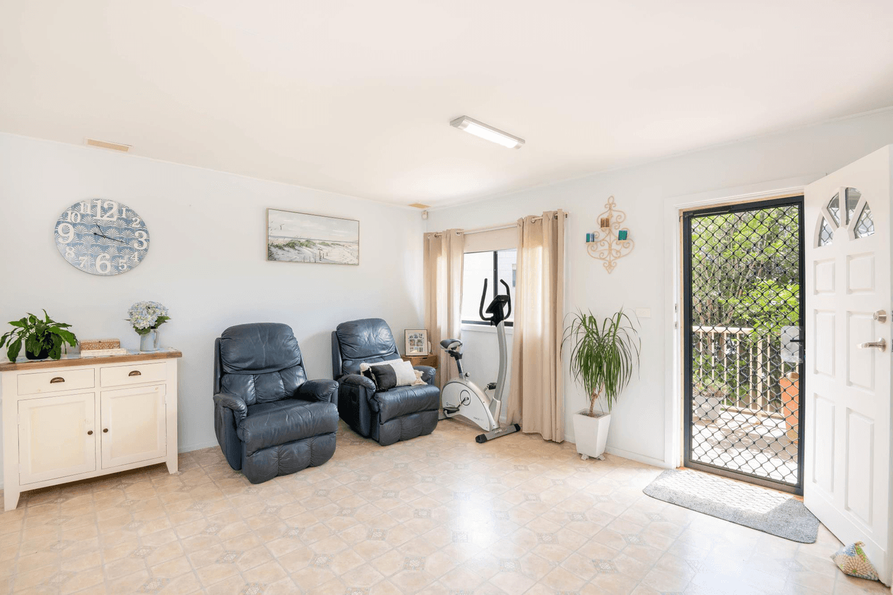 19 Marina Crescent, URUNGA, NSW 2455