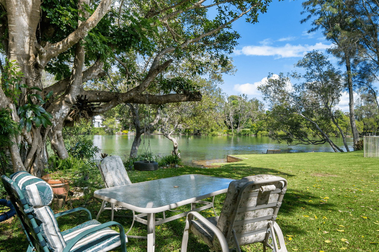 19 Marina Crescent, URUNGA, NSW 2455