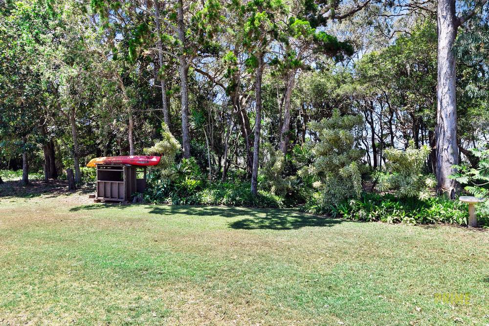 122 Kingfisher Parade, Toogoom, QLD 4655