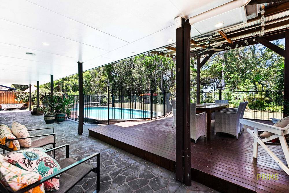 122 Kingfisher Parade, Toogoom, QLD 4655