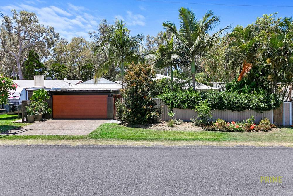 122 Kingfisher Parade, Toogoom, QLD 4655