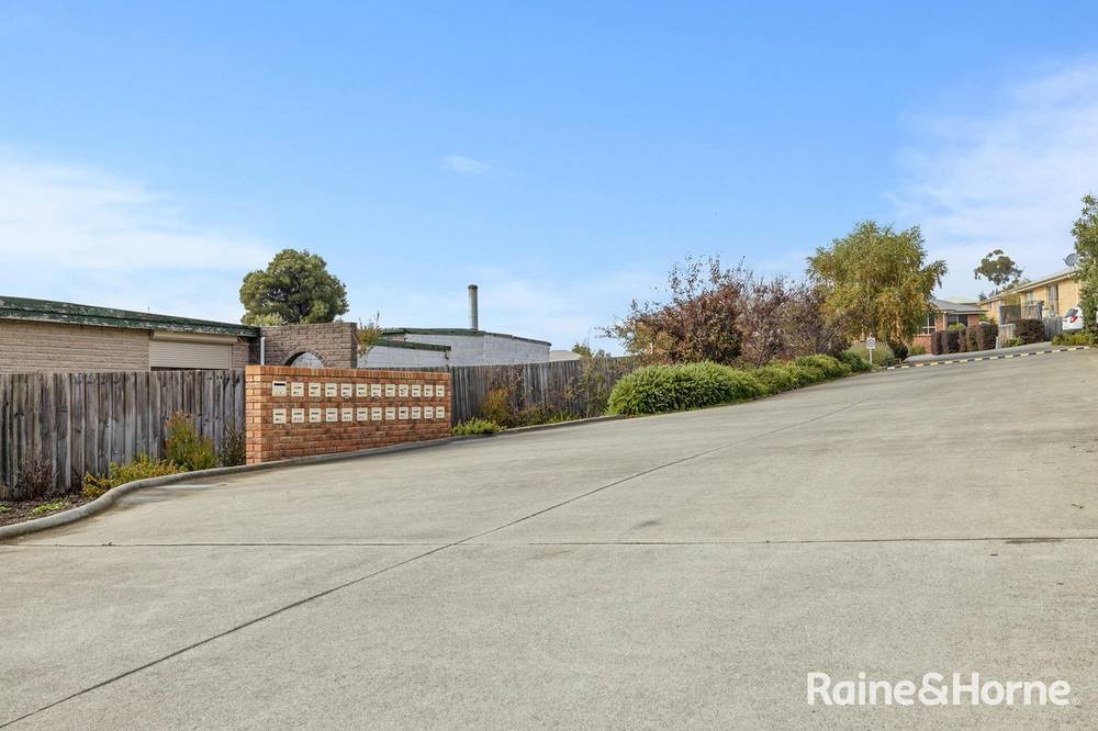 8/3 Russell Road, CLAREMONT, TAS 7011