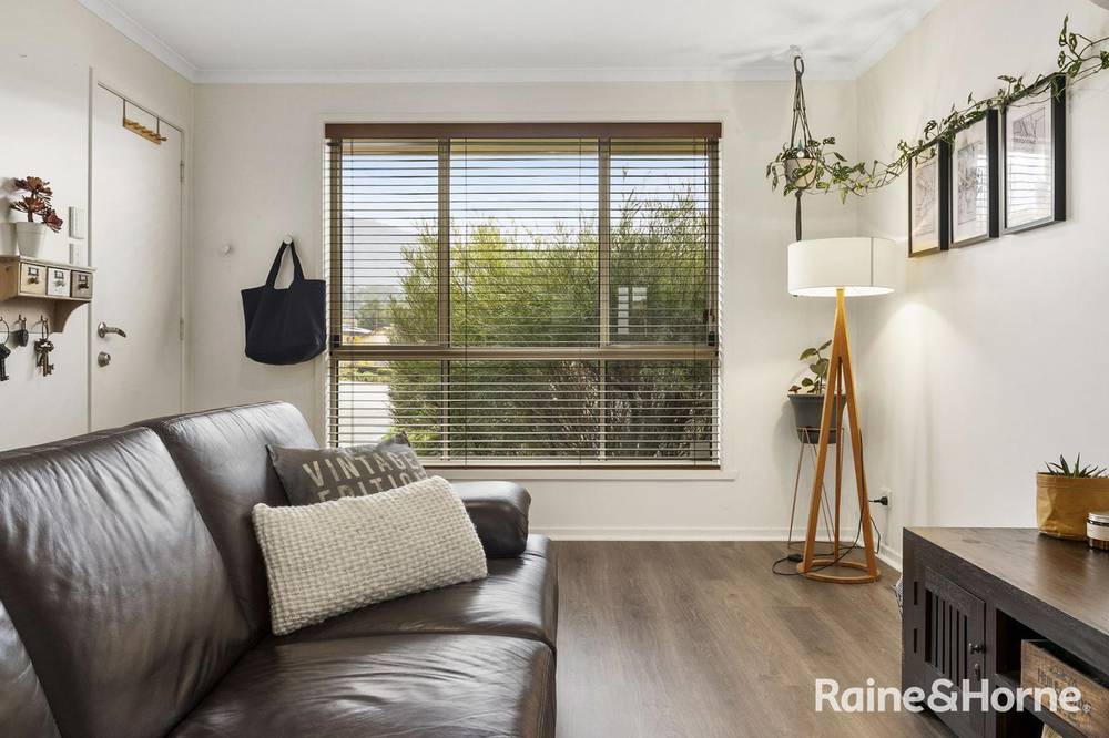 8/3 Russell Road, CLAREMONT, TAS 7011