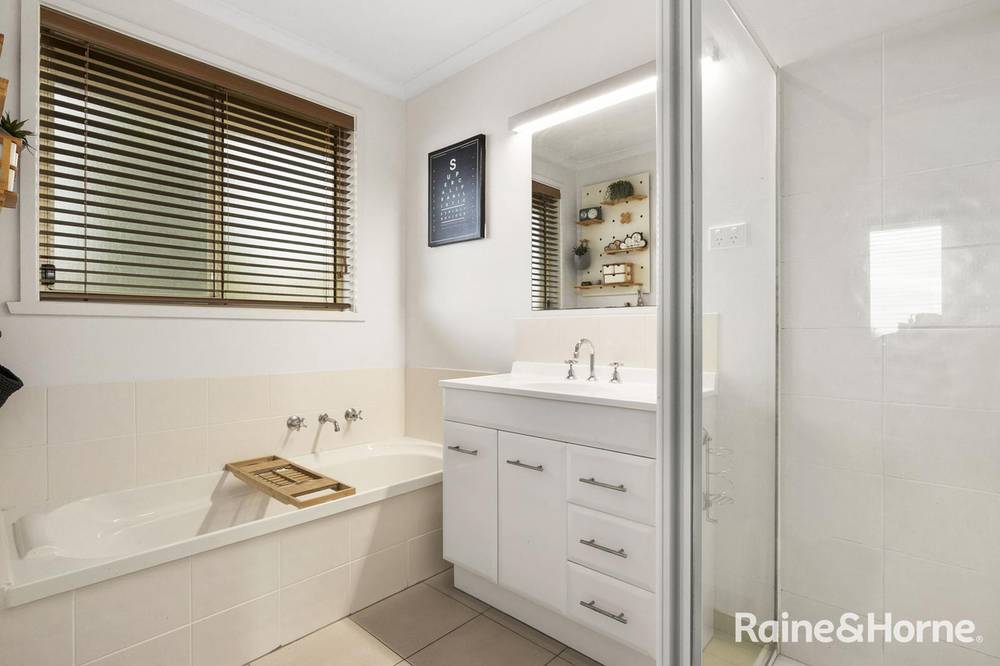 8/3 Russell Road, CLAREMONT, TAS 7011