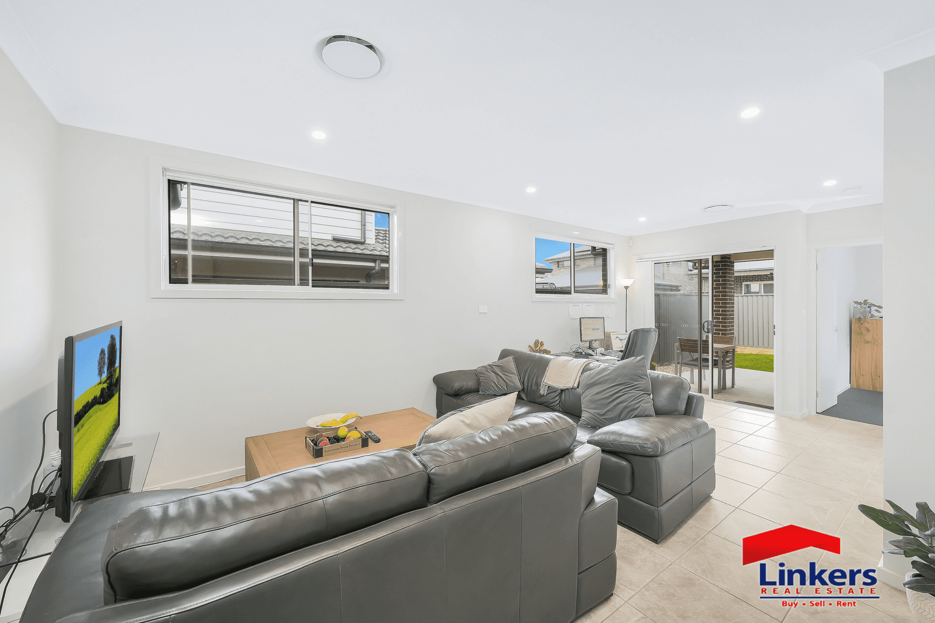 7 Ivanhoe Street, Gregory Hills, NSW 2557