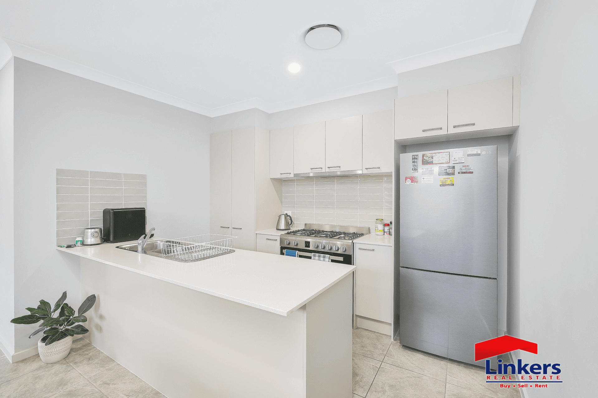 7 Ivanhoe Street, Gregory Hills, NSW 2557