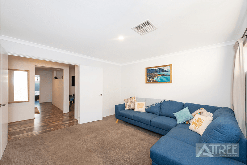 15 Jamison Grove, WELLARD, WA 6170