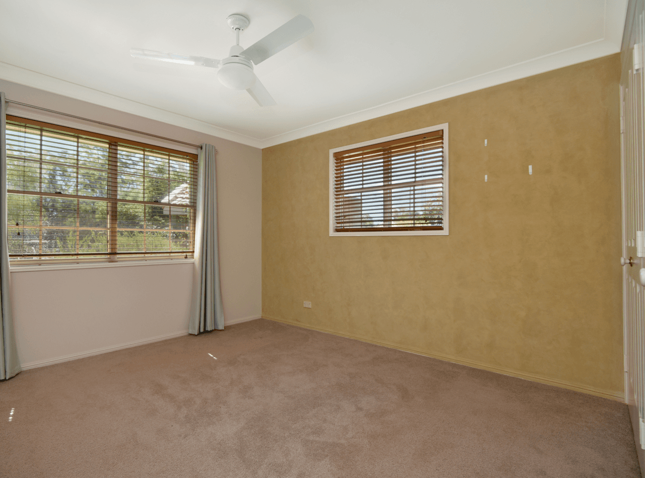 3 Lorikeet Street, HIGHFIELDS, QLD 4352