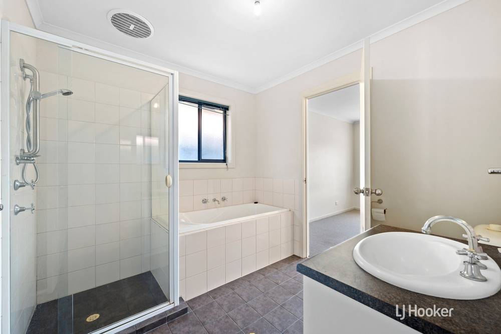 10 Dylan Court, SMITHFIELD, SA 5114