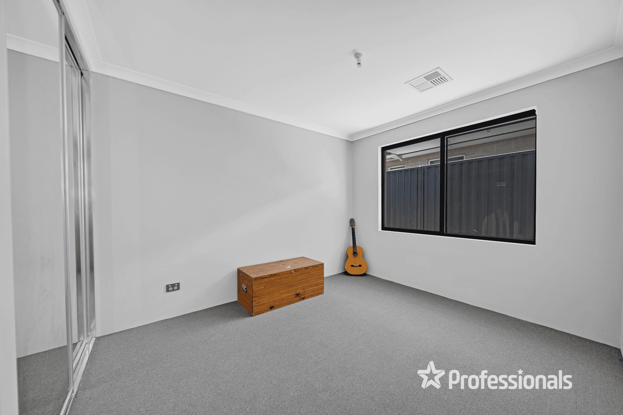 48 Hoveton Circuit, AVELEY, WA 6069