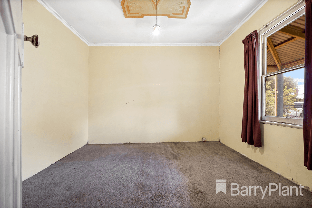 24 Argyle Road, Maryborough, VIC 3465