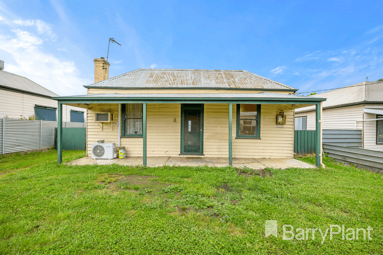 24 Argyle Road, Maryborough, VIC 3465