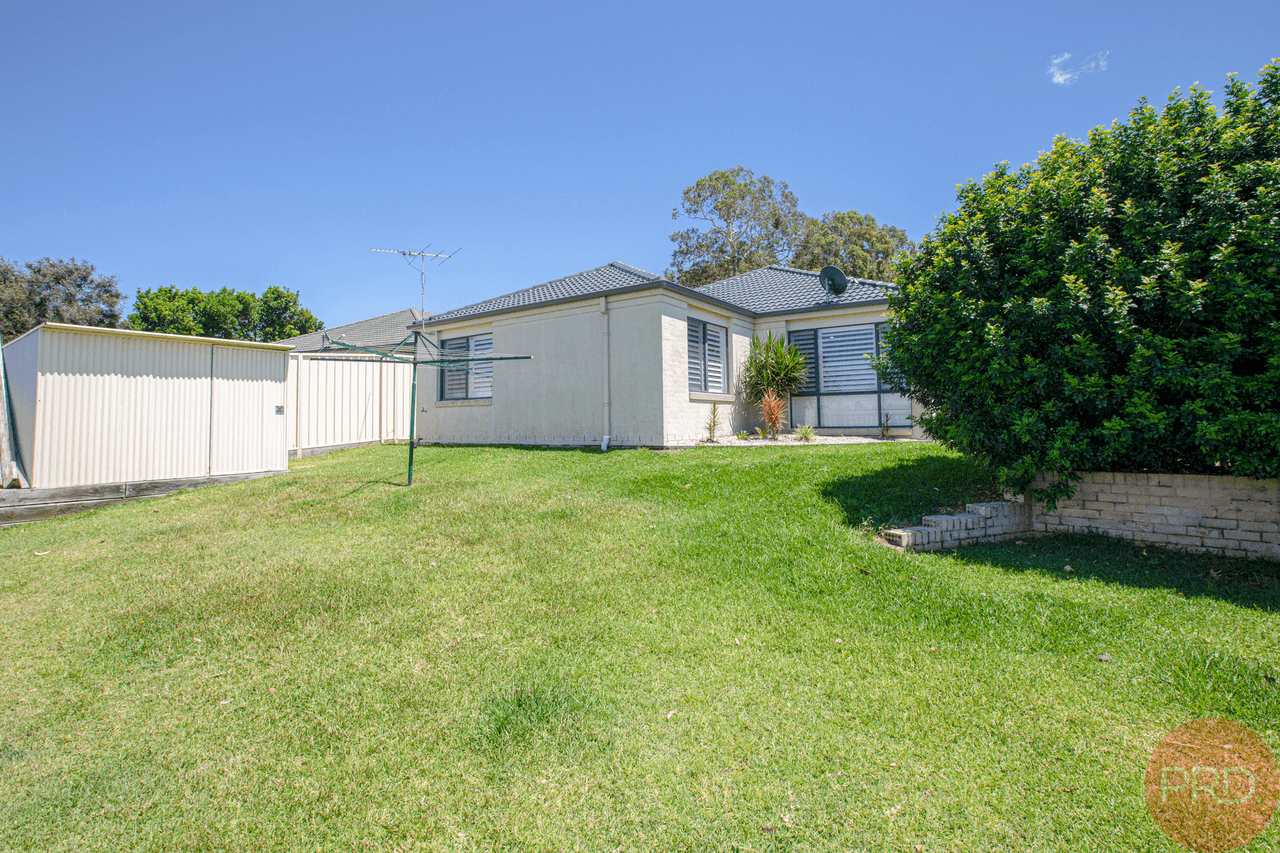 25 Pyalla Avenue, ABERGLASSLYN, NSW 2320