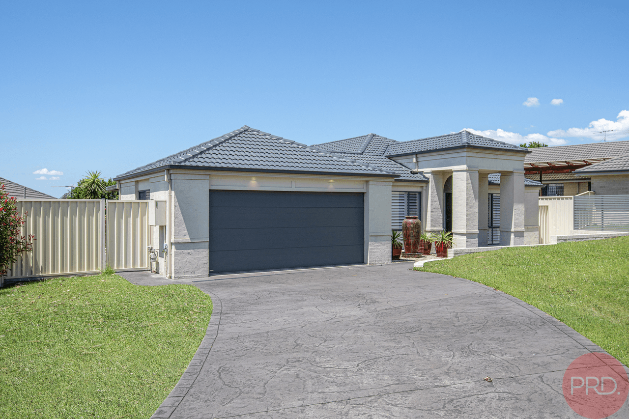 25 Pyalla Avenue, ABERGLASSLYN, NSW 2320