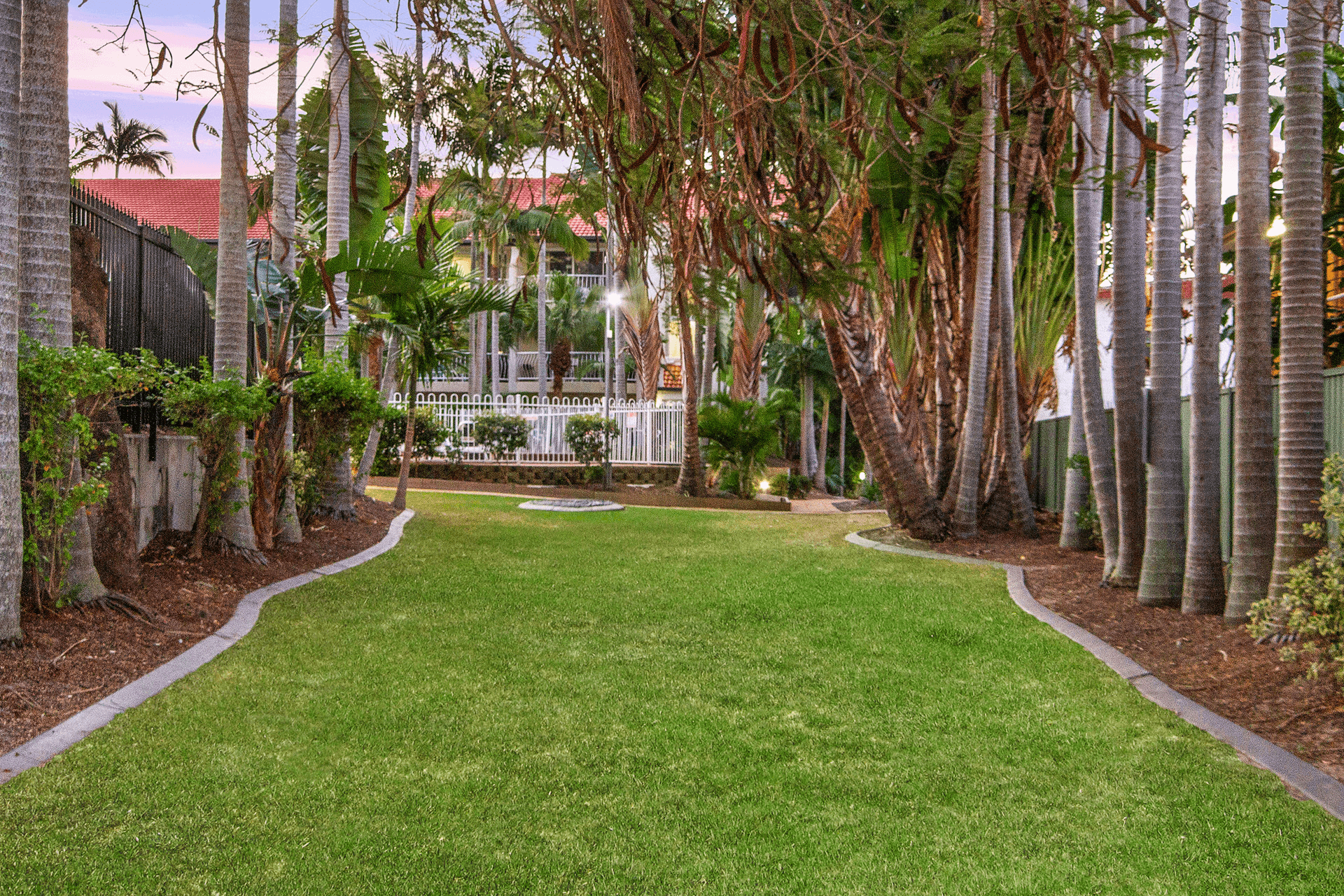 11/25-27 Peninsular Drive, Surfers Paradise, QLD 4217