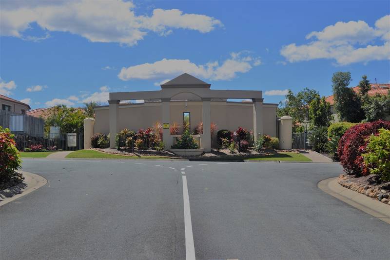 40/1-15 Santa Isobel Blvd, PACIFIC PINES, QLD 4211