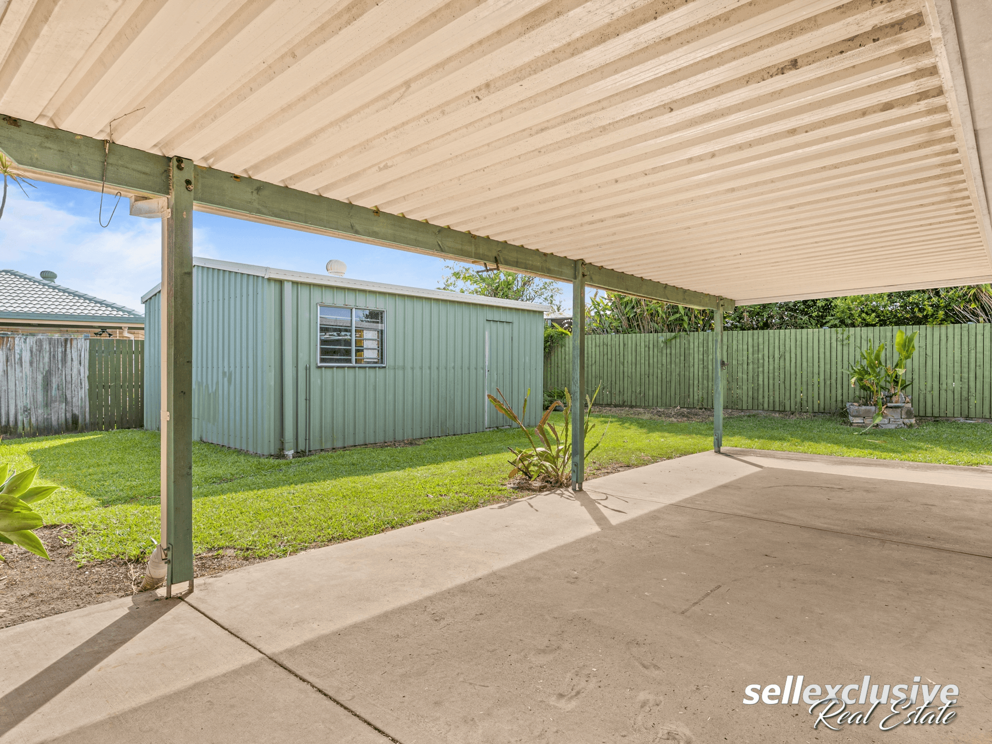 28 Mackerel Street, Sandstone Point, QLD 4511