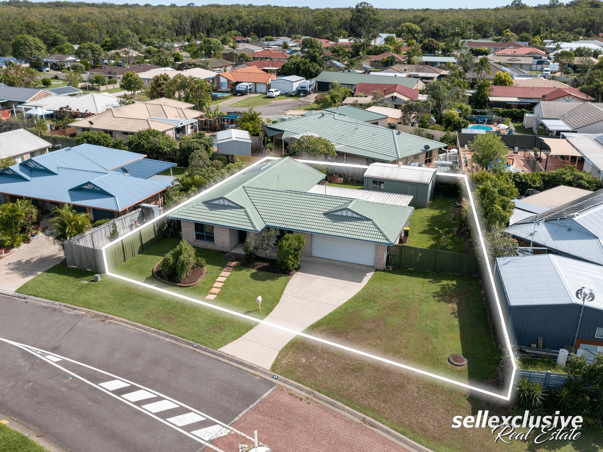 28 Mackerel Street, Sandstone Point, QLD 4511