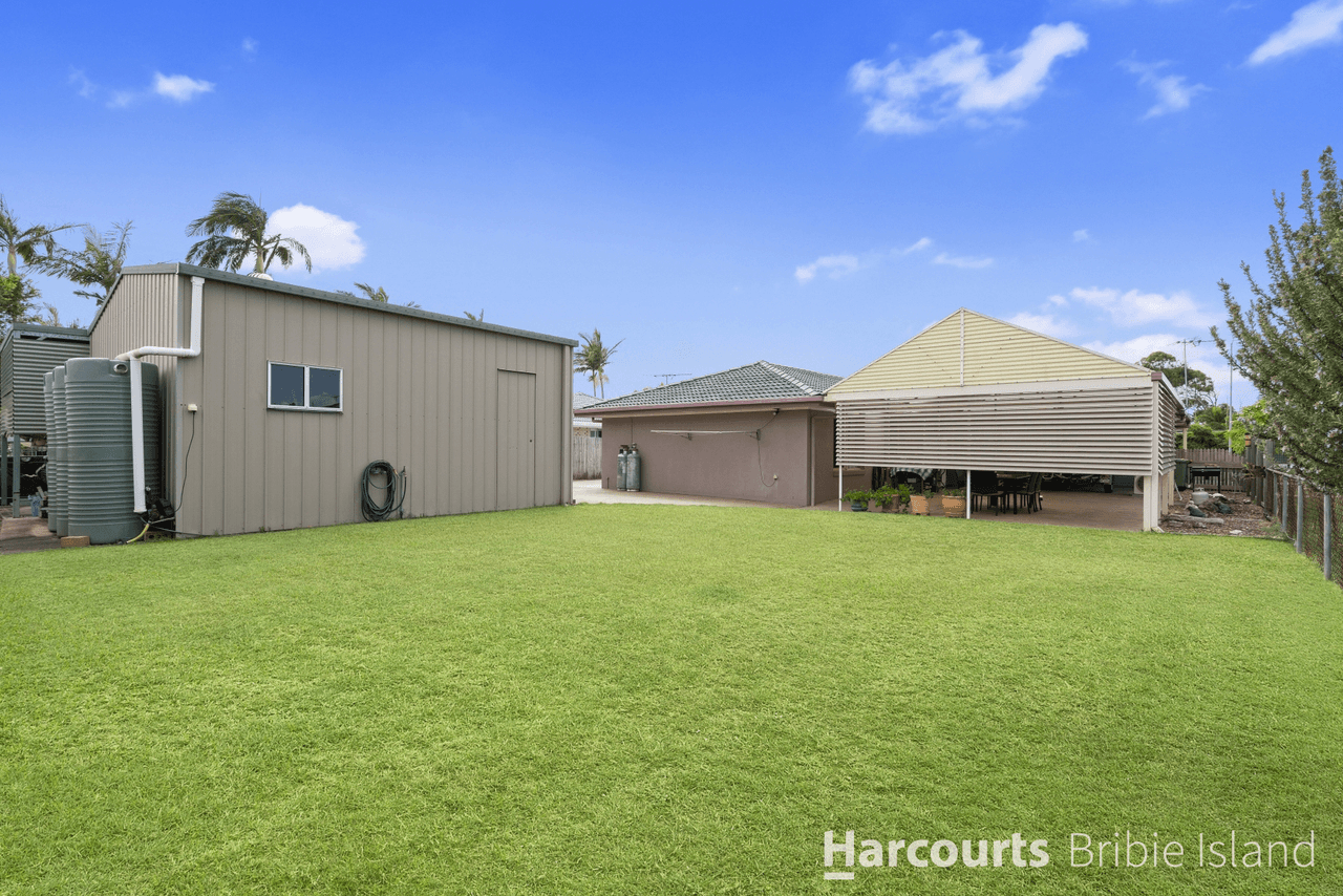 84 Bestmann Rd East, SANDSTONE POINT, QLD 4511