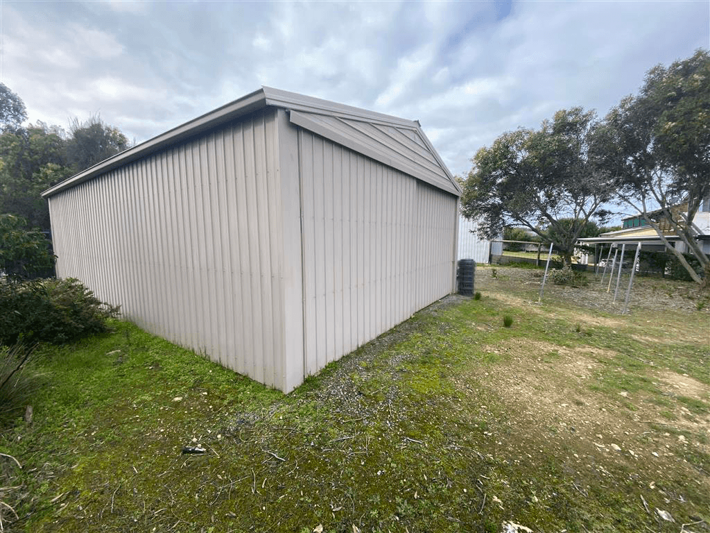 373 Esplanade, COFFIN BAY, SA 5607