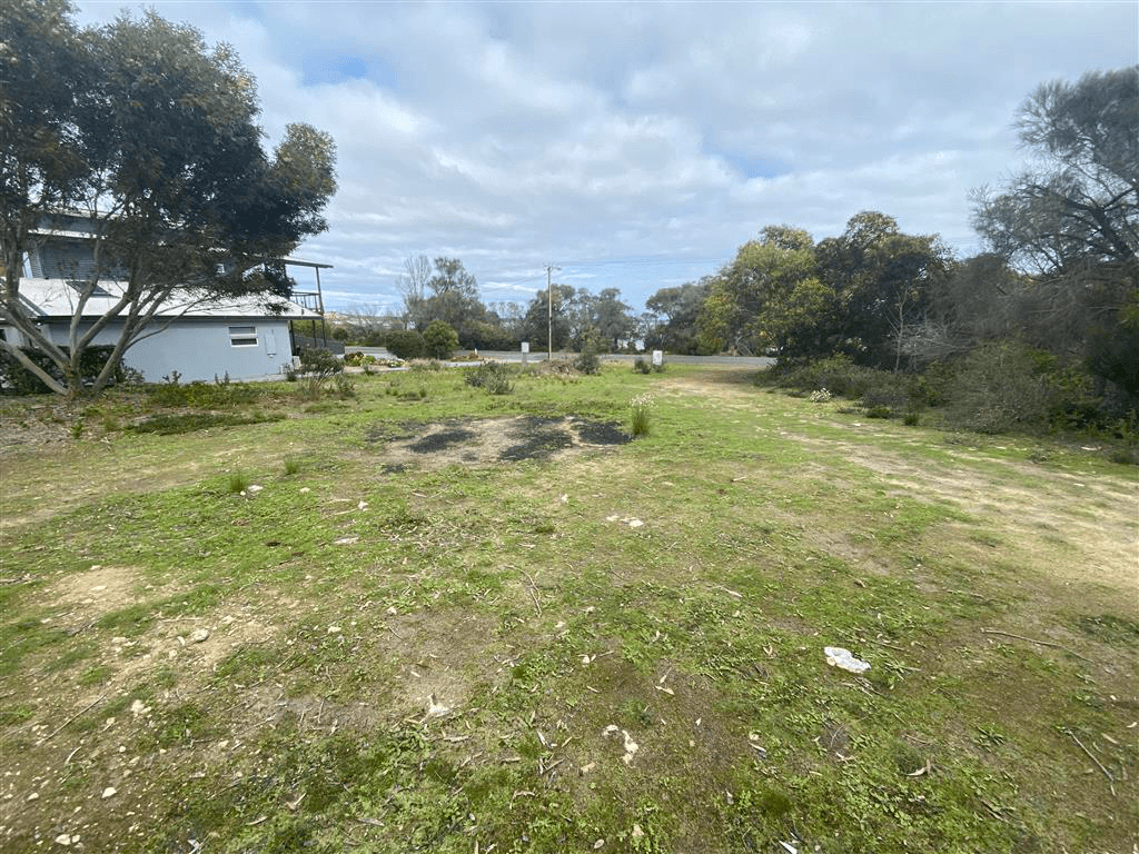 373 Esplanade, COFFIN BAY, SA 5607