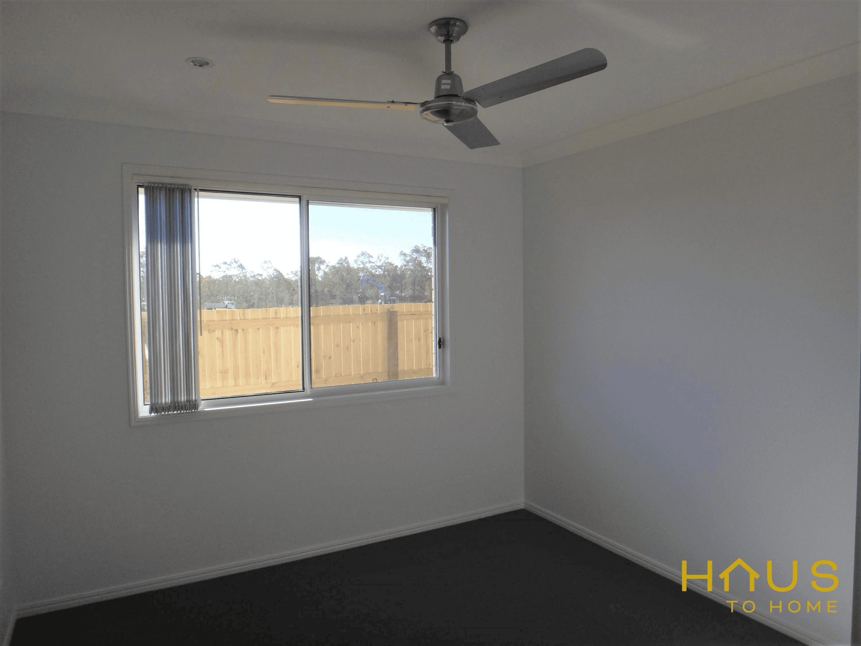 1 Lachlan Street, GLENEAGLE, QLD 4285