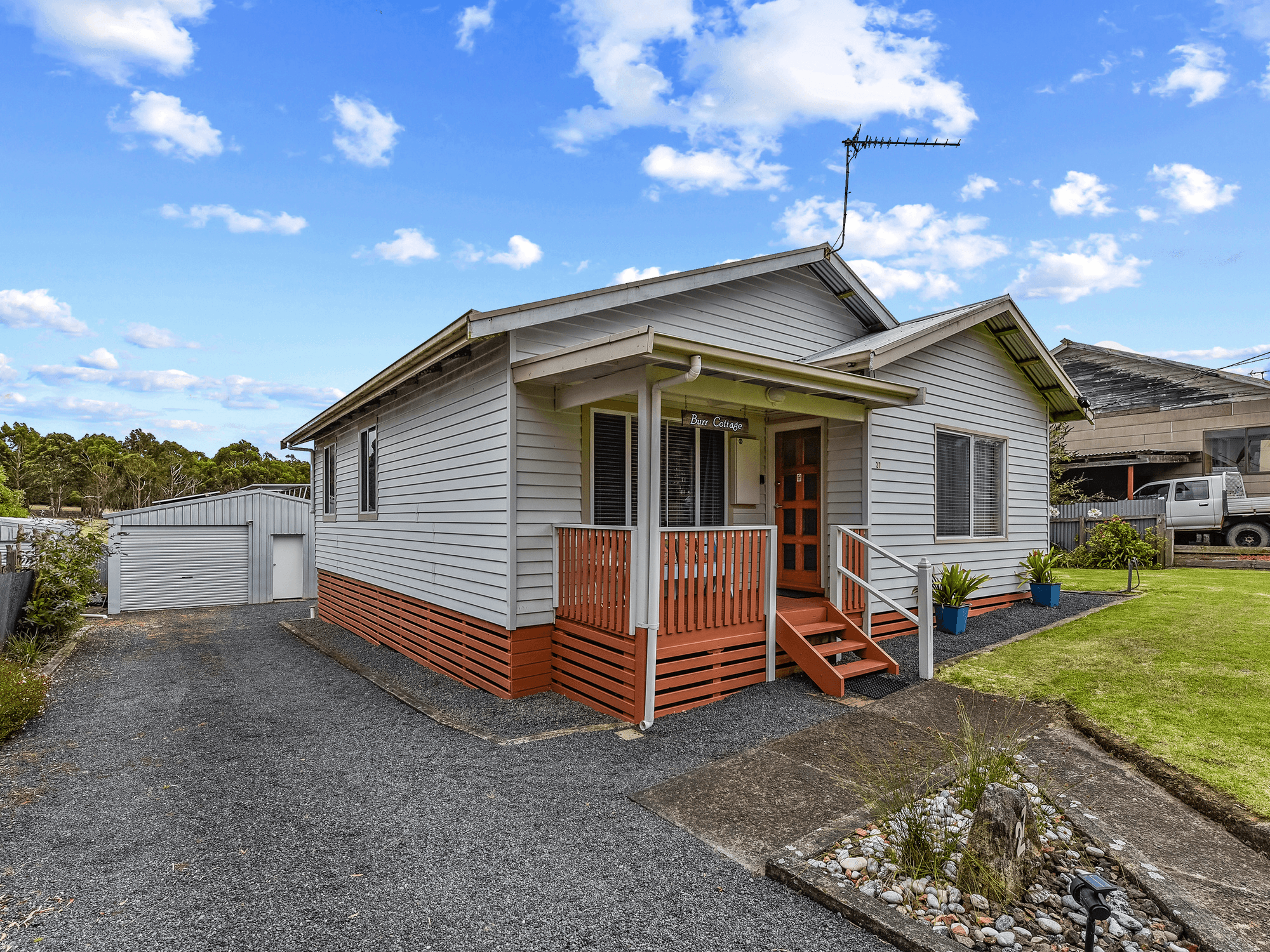 27 Riddoch Avenue, MOUNT BURR, SA 5279