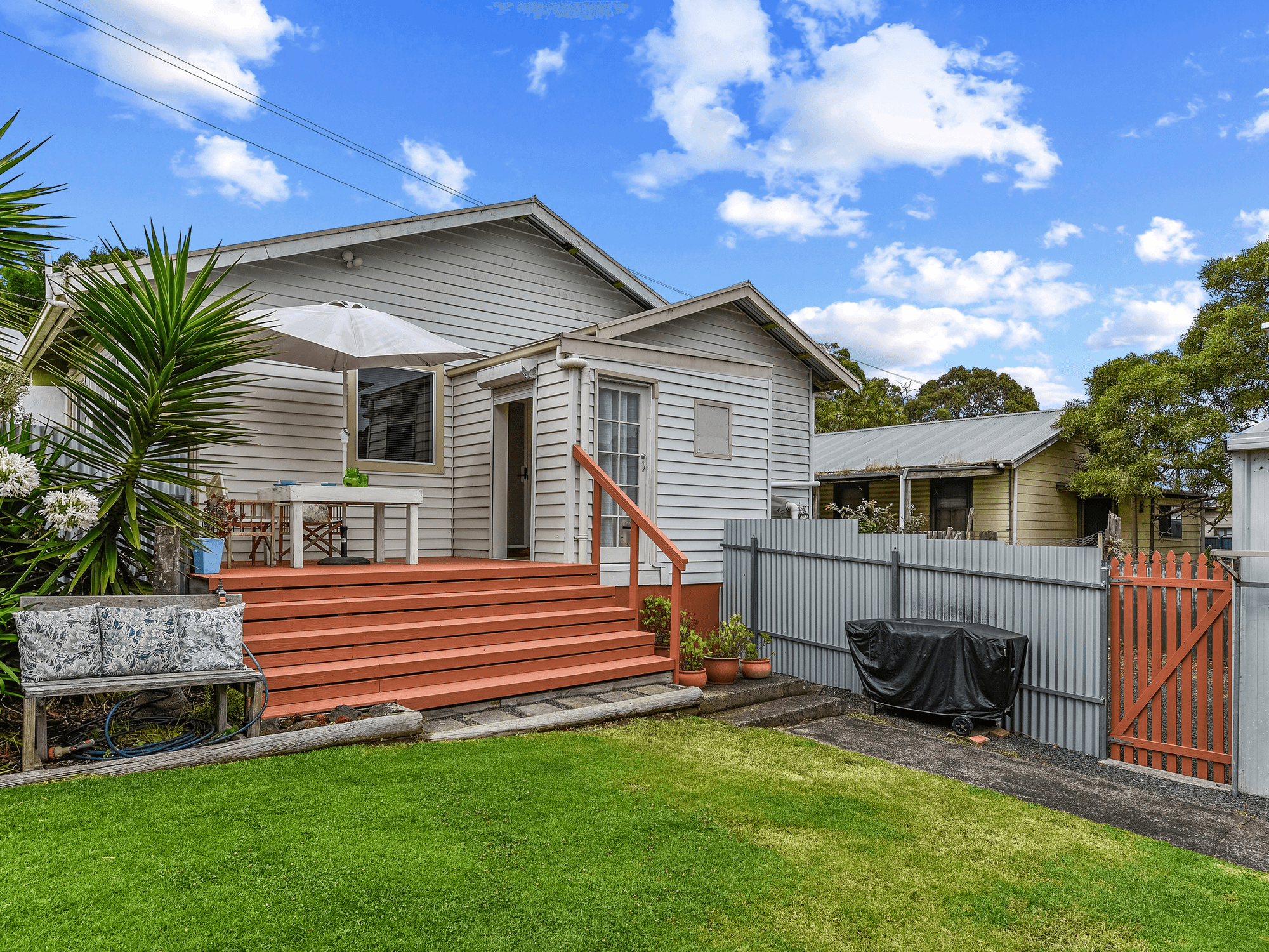 27 Riddoch Avenue, MOUNT BURR, SA 5279