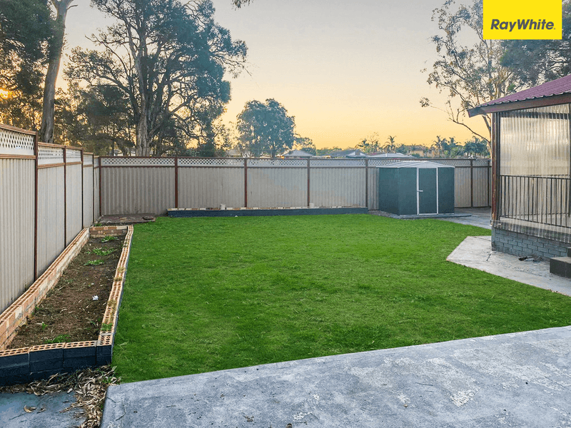 37 Amsterdam Street, OAKHURST, NSW 2761