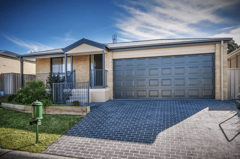 14 Roanoke Drive, LAKE MUNMORAH, NSW 2259