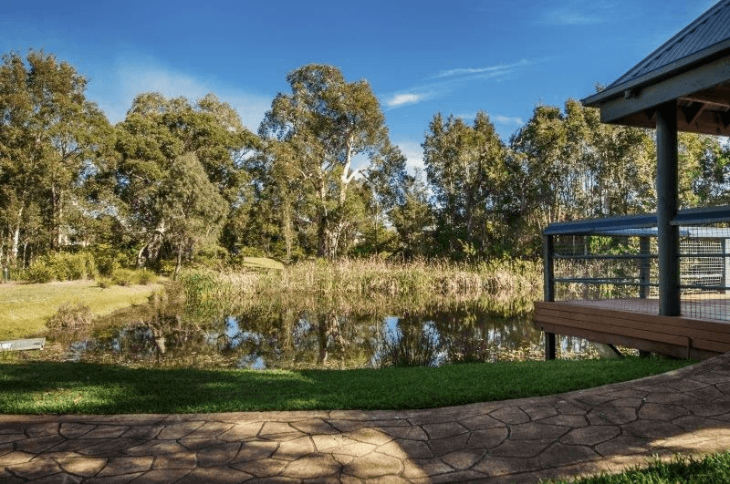 14 Roanoke Drive, LAKE MUNMORAH, NSW 2259