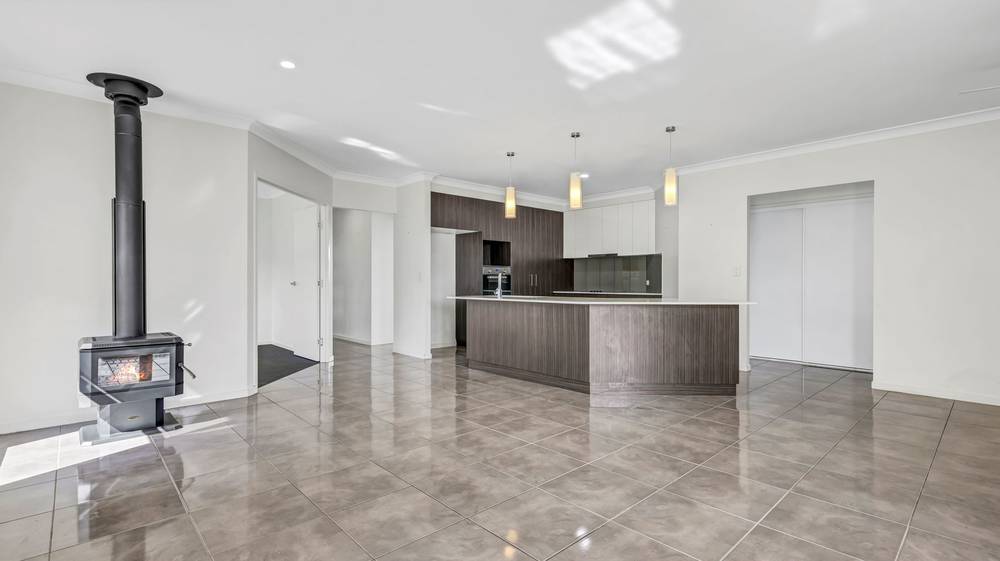 53 Sanctuary Drive, CRANLEY, QLD 4350