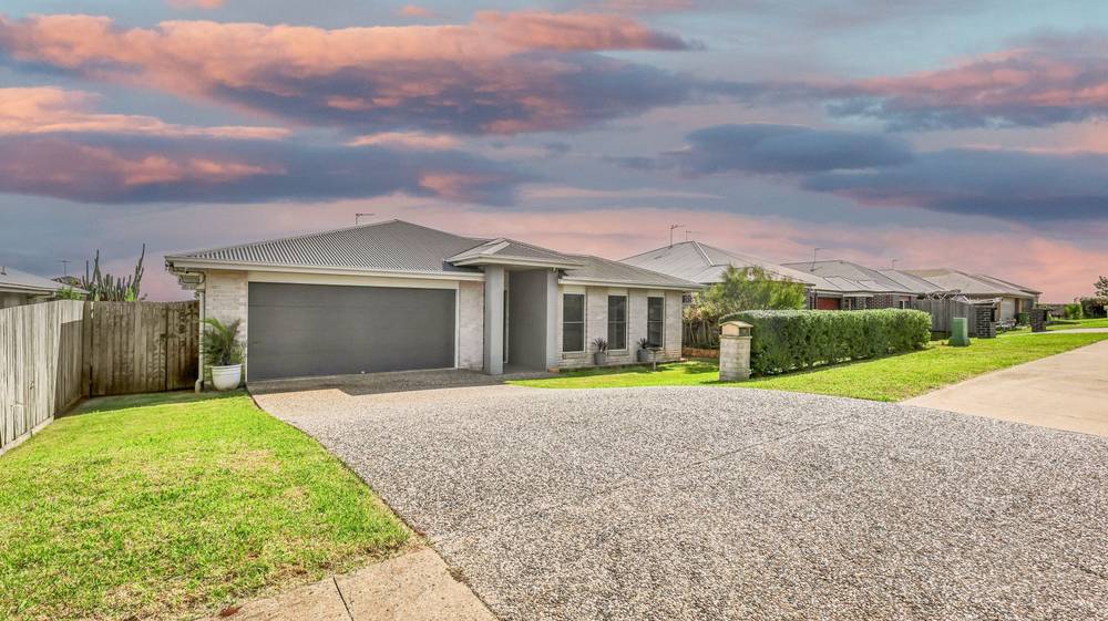 53 Sanctuary Drive, CRANLEY, QLD 4350