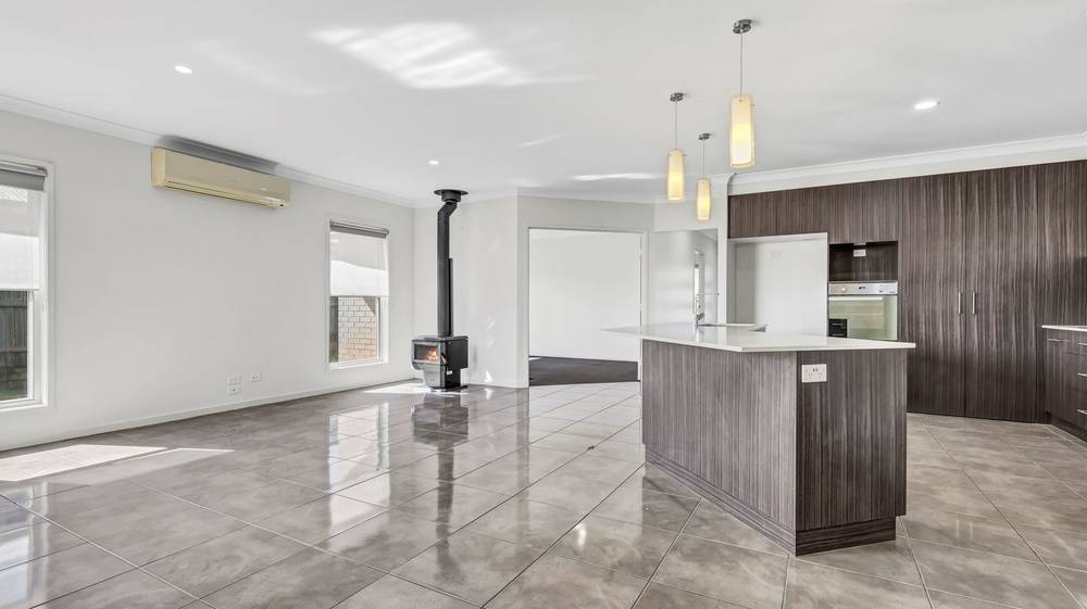 53 Sanctuary Drive, CRANLEY, QLD 4350