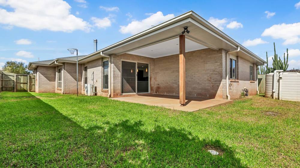 53 Sanctuary Drive, CRANLEY, QLD 4350