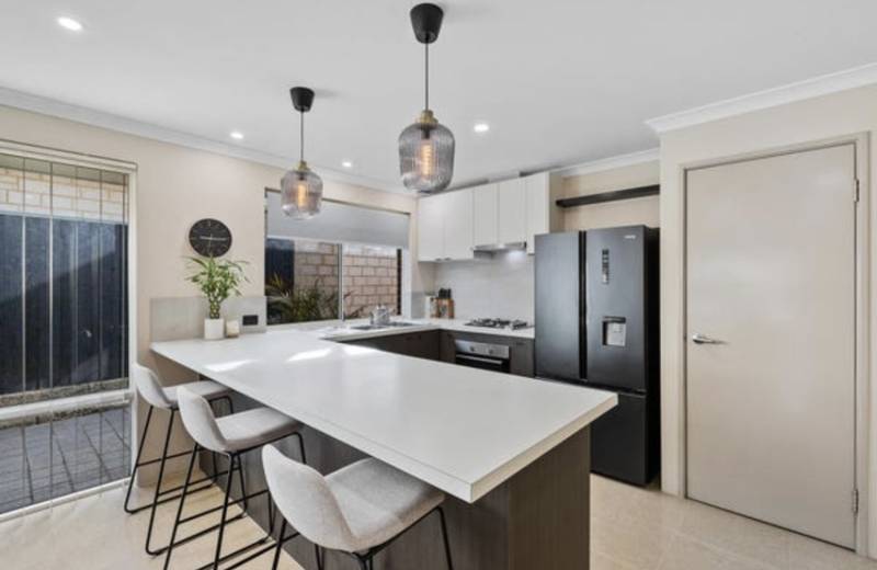 11 Whitecap St, Yanchep, WA 6035