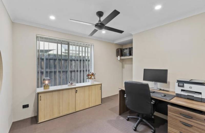 11 Whitecap St, Yanchep, WA 6035