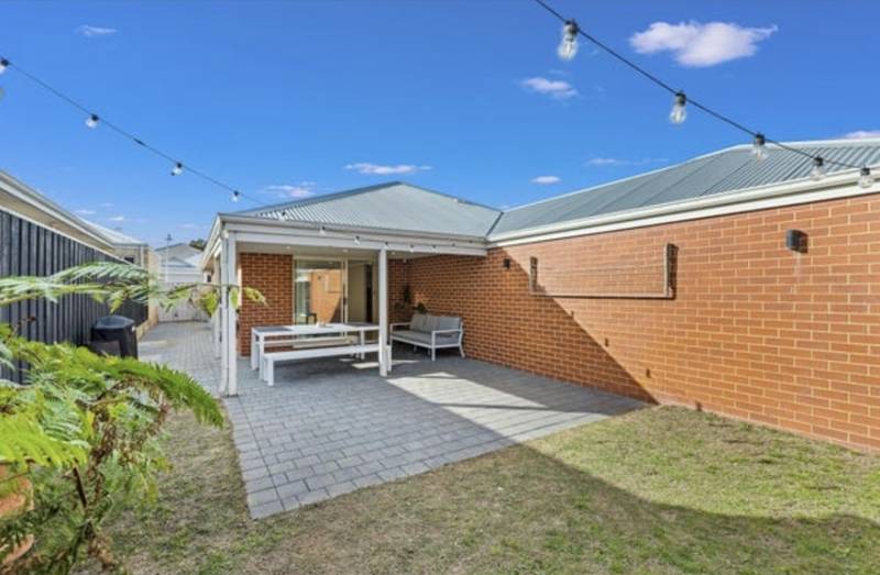 11 Whitecap St, Yanchep, WA 6035