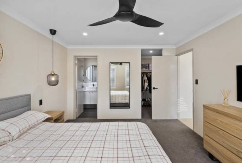 11 Whitecap St, Yanchep, WA 6035